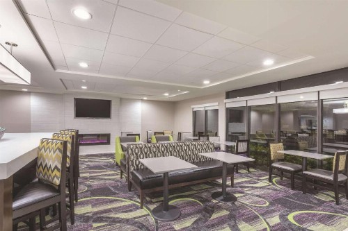 La Quinta by Wyndham Columbus North - image 38