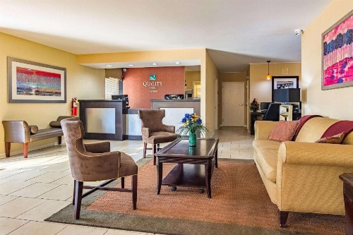 Quality Inn Columbus - image 7