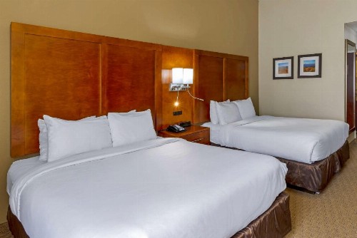 Comfort Inn Columbus - image 12