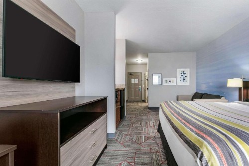 Clarion Pointe Columbus-Bradley Park - image 18