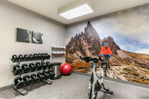 Clarion Pointe Columbus-Bradley Park - image 34