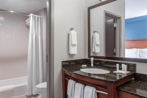 Hyatt Place Columbus-North - image 7