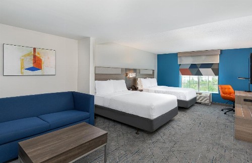 Holiday Inn Express & Suites Columbus at Northlake an IHG Hotel - image 17