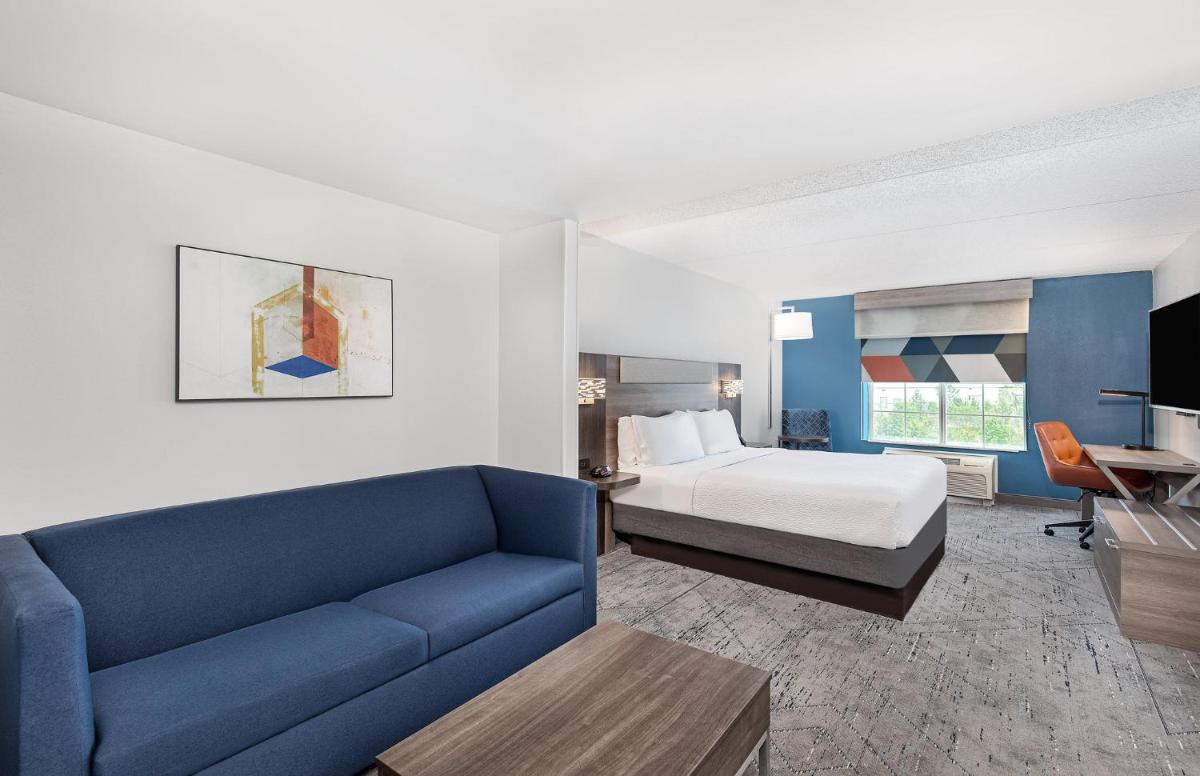 Holiday Inn Express & Suites Columbus at Northlake an IHG Hotel - image 4
