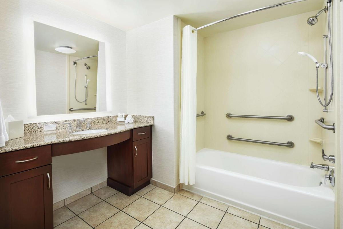 Homewood Suites by Hilton Columbus - image 4