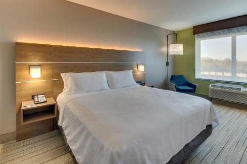 Holiday Inn Express Hotel & Suites Columbus-Fort Benning an IHG Hotel - image 26