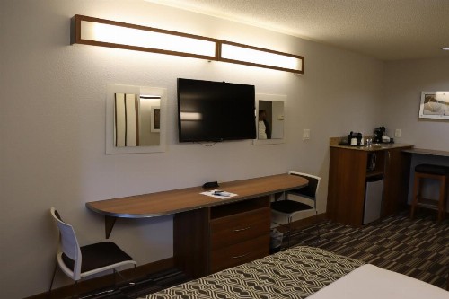 Microtel Inn & Suites by Wyndham Columbus/Near Fort Benning - image 28