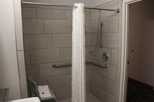 Microtel Inn & Suites by Wyndham Columbus/Near Fort Benning - image 31