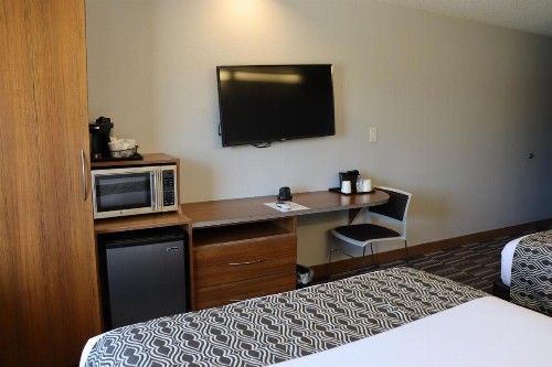 Microtel Inn & Suites by Wyndham Columbus/Near Fort Benning - image 44