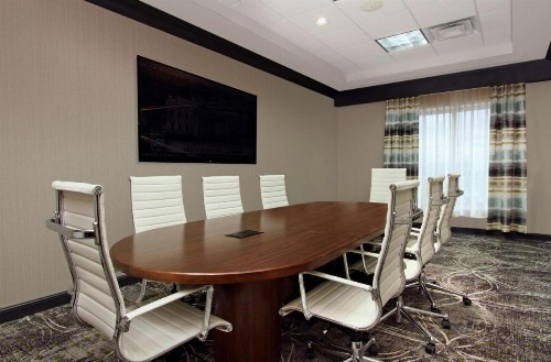 Hilton Garden Inn Columbus-University Area - image 28
