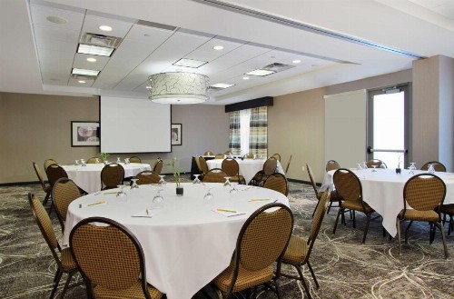Hilton Garden Inn Columbus-University Area - image 34