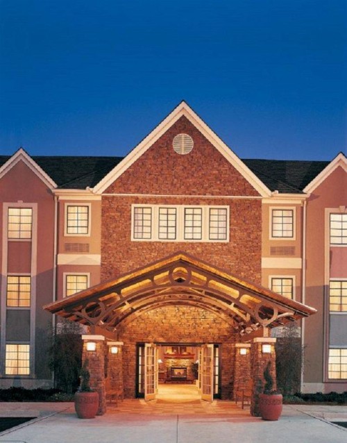 Staybridge Suites Columbus - Worthington - image 1