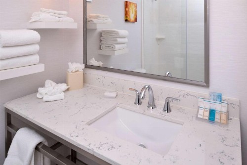 Hilton Garden Inn Columbus/Polaris - image 26