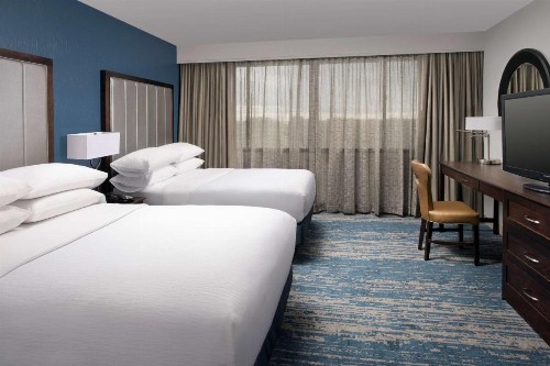Embassy Suites Columbus - image 22