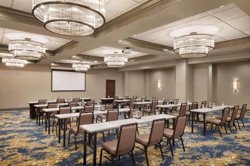 Embassy Suites Columbus - image 39