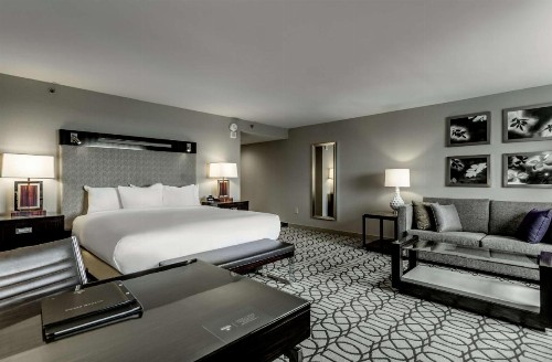 Hilton Columbus at Easton - image 25