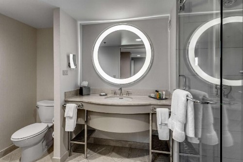 Hilton Columbus at Easton - image 32