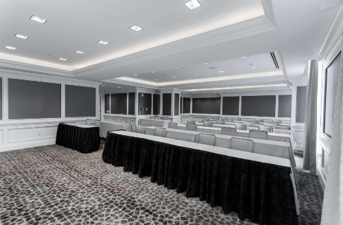 Hilton Columbus at Easton - image 33