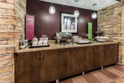 Hampton Inn Columbus I-70E/Hamilton Road - image 49