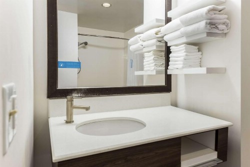 Hampton Inn Columbus I-70E/Hamilton Road - image 50