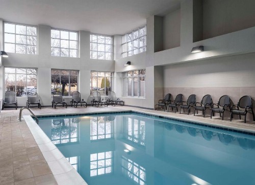 Homewood Suites Columbus - Airport - image 11