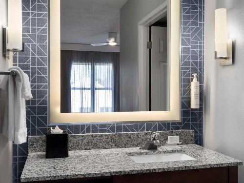 Homewood Suites Columbus - Airport - image 25