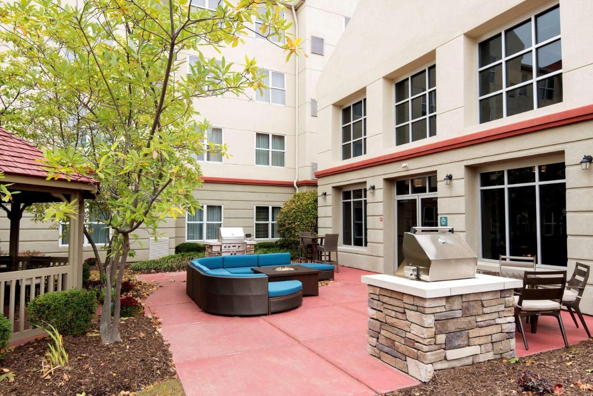 Homewood Suites Columbus - Airport - image 3