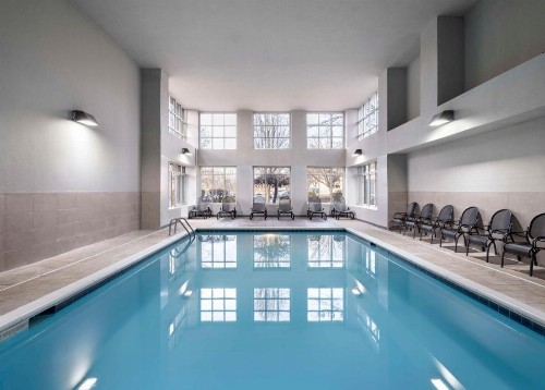 Homewood Suites Columbus - Airport - image 9