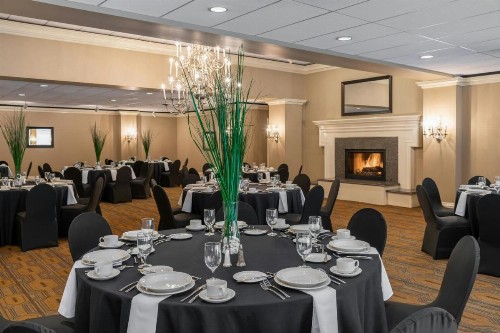 DoubleTree Suites by Hilton Columbus - image 21