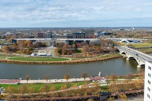 DoubleTree Suites by Hilton Columbus - image 22