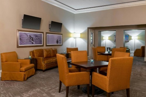 DoubleTree Suites by Hilton Columbus - image 3