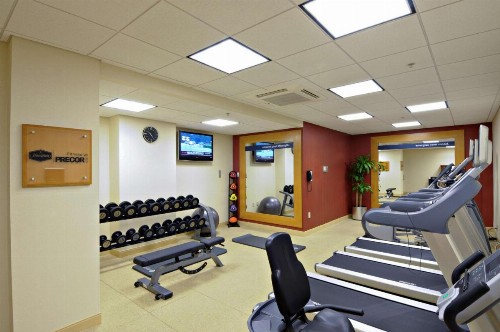 Hampton Inn & Suites Columbus-Downtown Ohio - image 26