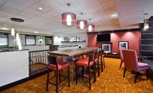 Hampton Inn & Suites Columbus-Downtown Ohio - image 30