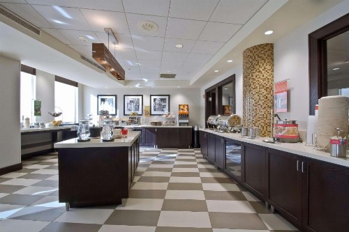 Hampton Inn & Suites Columbus-Downtown Ohio - image 35