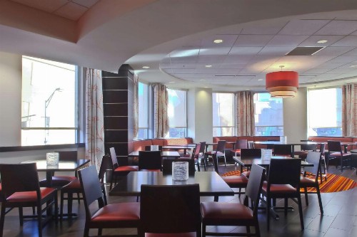 Hampton Inn & Suites Columbus-Downtown Ohio - image 38