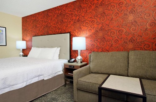 Hampton Inn & Suites Columbus-Downtown Ohio - image 49