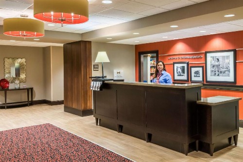 Hampton Inn & Suites Columbus Polaris - image 5