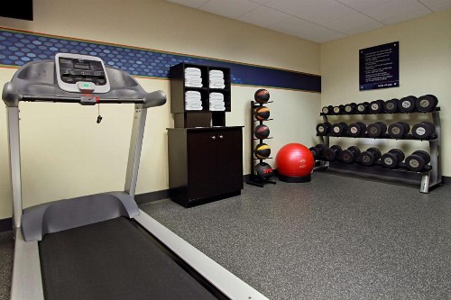Hampton Inn Columbus-International Airport - image 17
