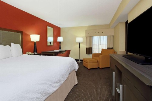 Hampton Inn Columbus-International Airport - image 36