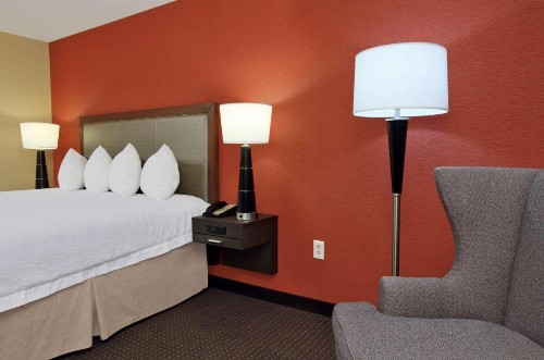 Hampton Inn Columbus-International Airport - image 38