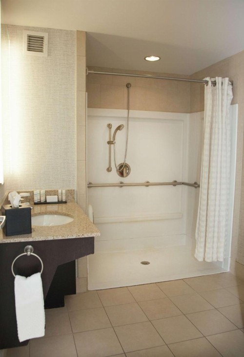 Embassy Suites Columbus - Airport - image 21