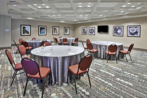 Embassy Suites Columbus - Airport - image 23