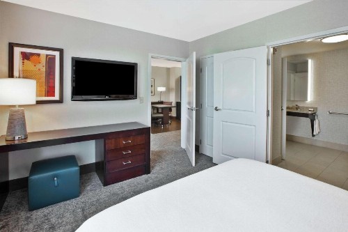 Embassy Suites Columbus - Airport - image 9