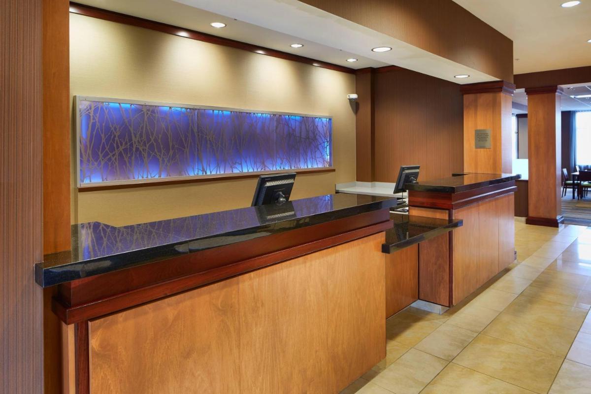 Fairfield Inn and Suites Columbus Polaris - image 4