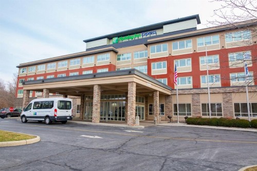 Four Points by Sheraton Columbus Airport - image 1