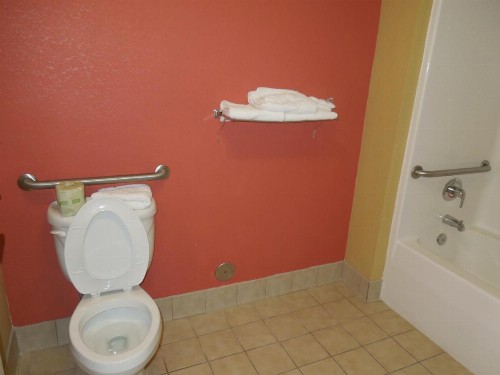 Kozy Inn - image 8