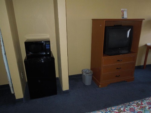 Kozy Inn - image 9