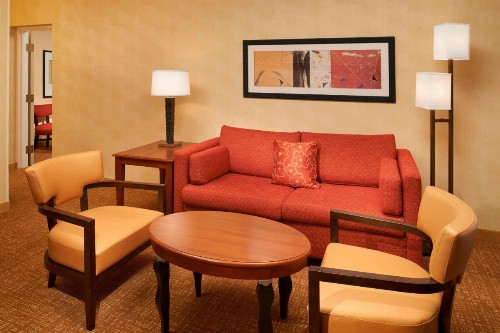 Courtyard Columbus Worthington - image 35