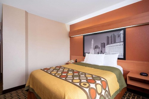 Super 8 by Wyndham Columbus West - image 15