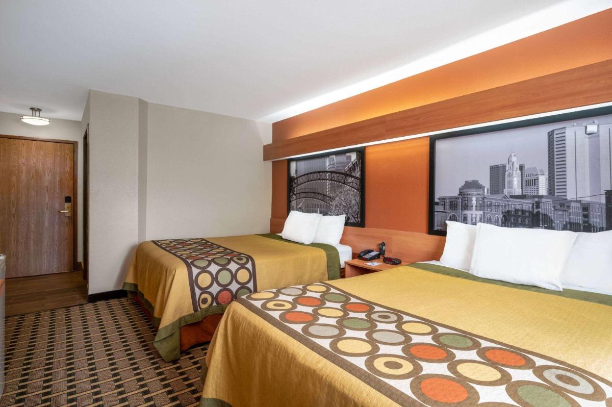 Super 8 by Wyndham Columbus West - image 6